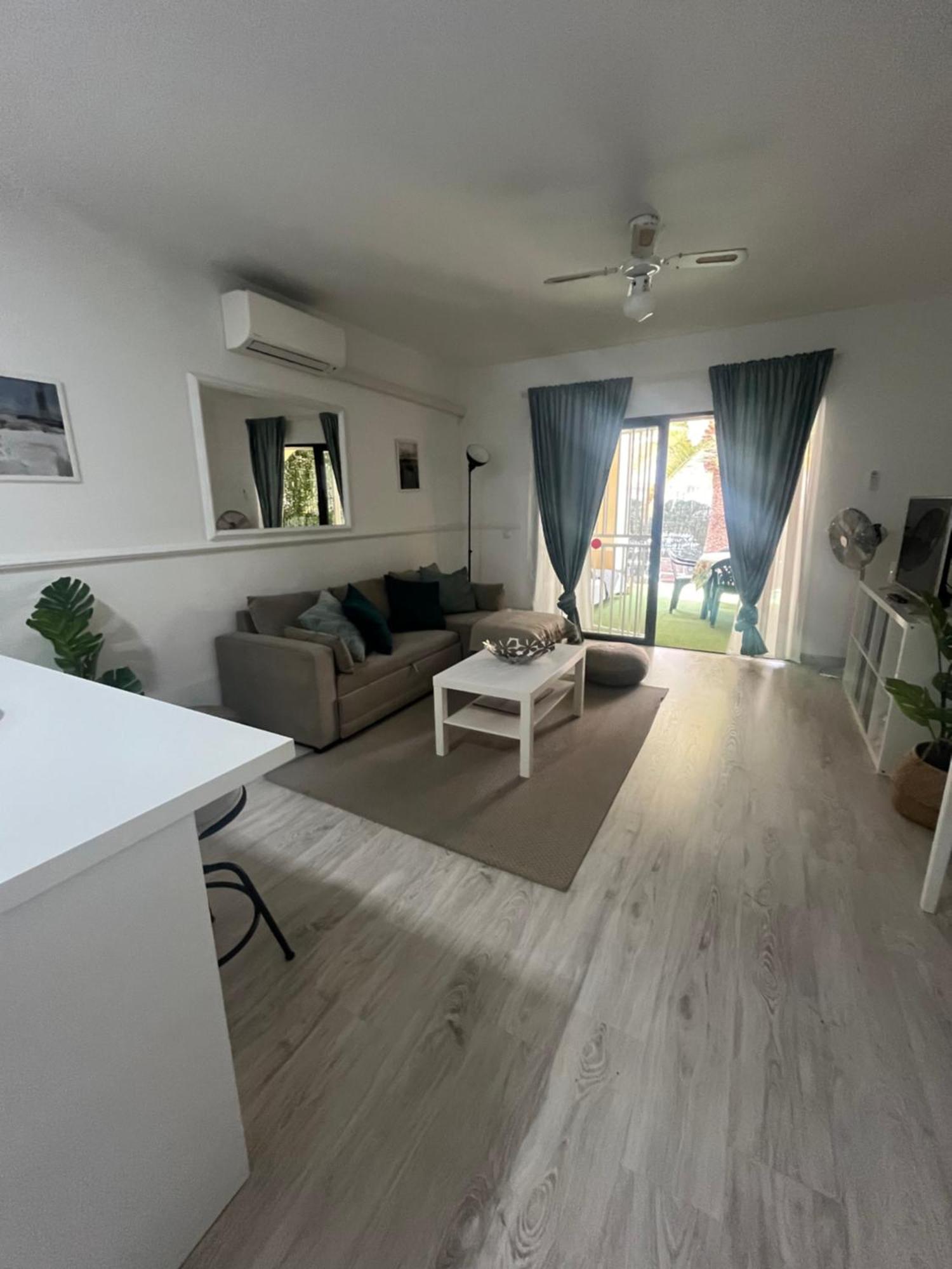 Super Y Amplio Apto Con Airco, Planta Baja En Mareverde Costa Adeje  Bagian luar foto